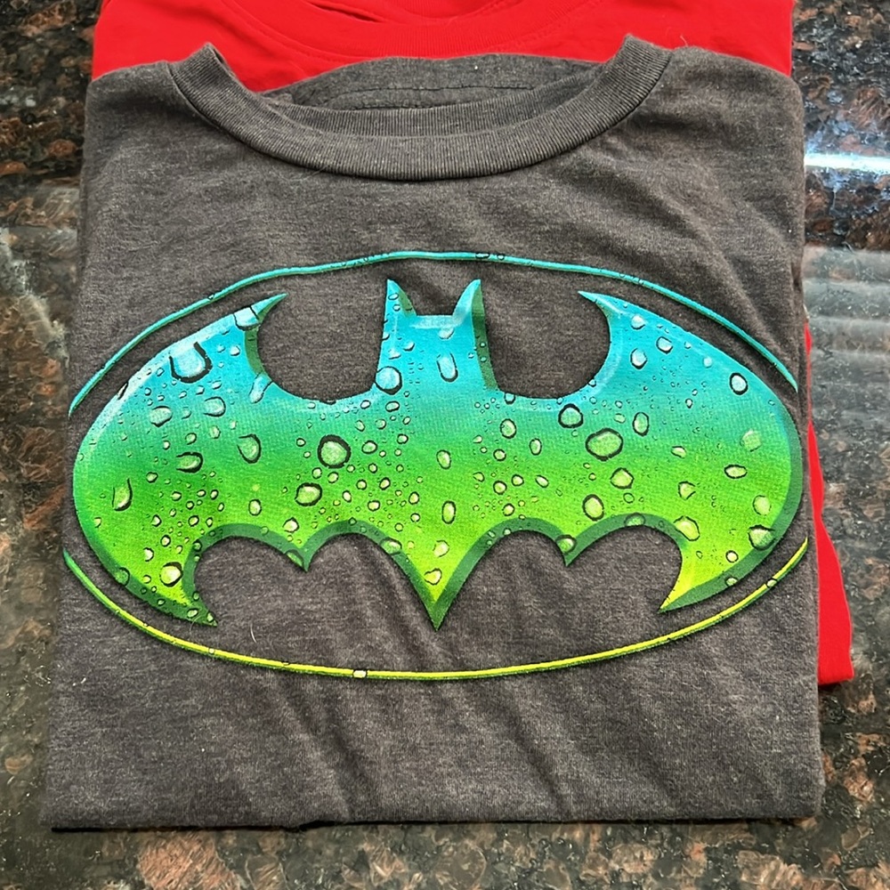 Boys shirt bundle size small 6/8. Gently used. Great price ⭐️ - Picture 5 of 9